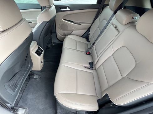 Used 2019 Hyundai Tucson Limited image 22