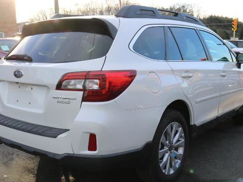 Used 2015 Subaru Outback 2.5i Limited image 8