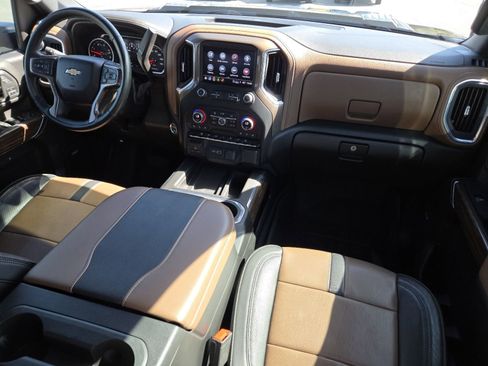 Used 2023 Chevrolet Silverado 2500 High Country image 31