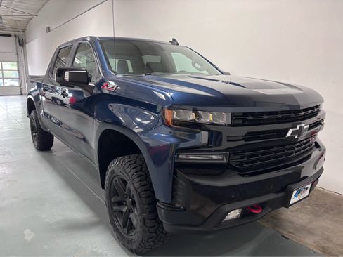Used 2021 Chevrolet Silverado 1500 LT Trail Boss w/ Convenience Package II AWD/4WD image 5