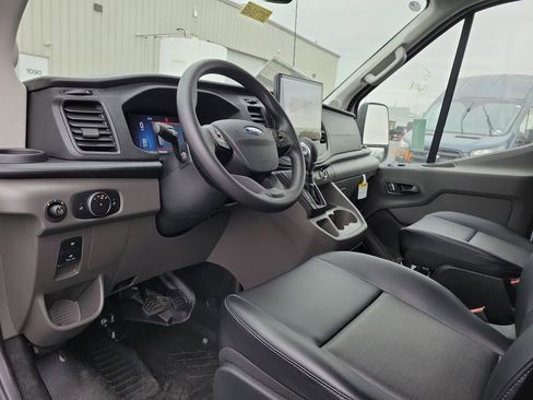 New 2026 Ford Transit 250 148 Medium Roof image 20