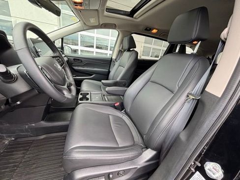 Used 2026 Honda Odyssey EX-L image 9