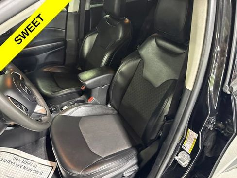 Used 2021 Jeep Compass Latitude AWD/4WD image 15