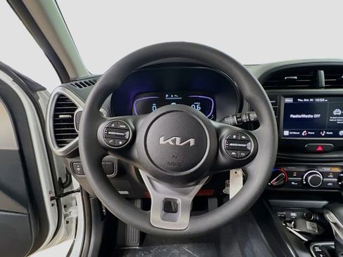 New 2025 Kia Soul LX image 11