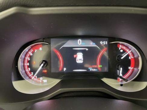 Used 2025 Toyota RAV4 XLE FWD image 17