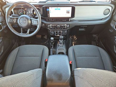Used 2024 Jeep Wrangler Sport S image 15