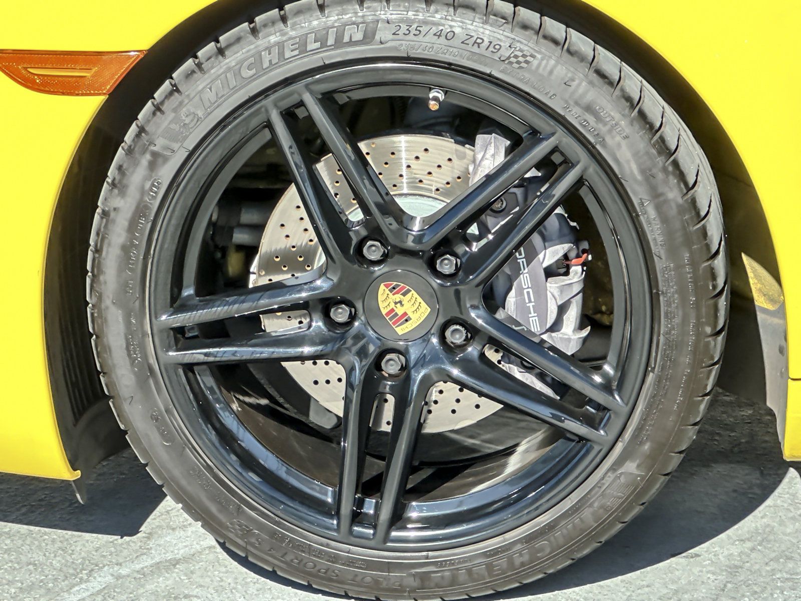 Used 2017 Porsche 911 Carrera RWD image 25