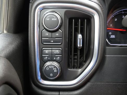 Used 2023 Chevrolet Silverado 2500 LT w/ Convenience Package AWD/4WD image 27