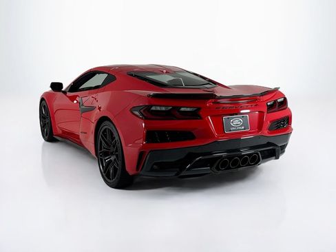 Used 2024 Chevrolet Corvette Z06 w/ Stealth Interior Trim Package RWD image 3