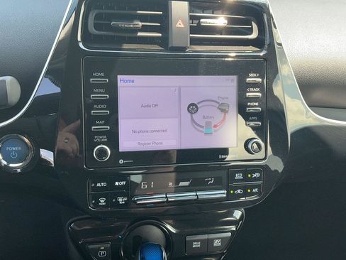 Certified 2022 Toyota Prius AWD image 20