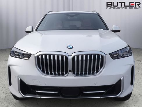 New 2026 BMW X5 sDrive40i w/ Climate Comfort Package RWD image 2