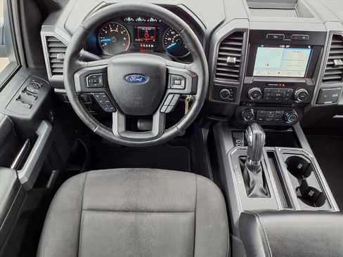 Used 2018 Ford F150 XLT w/ Equipment Group 302A Luxury image 6