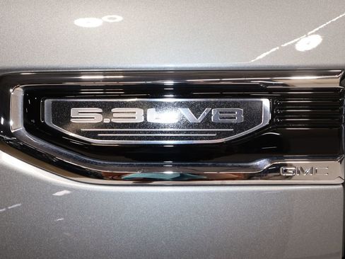 Used 2024 GMC Sierra 1500 SLT w/ SLT Premium Plus Package image 36