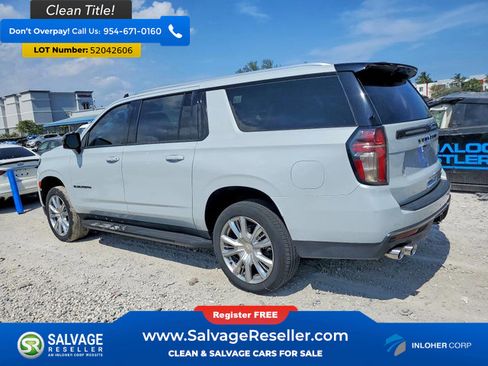 Used 2022 Chevrolet Suburban RST w/ Sport Performance Package AWD/4WD image 3