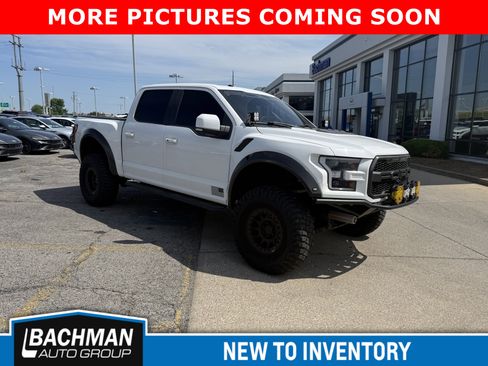 Used 2018 Ford F150 Raptor w/ Equipment Group 802A Luxury AWD/4WD image 1