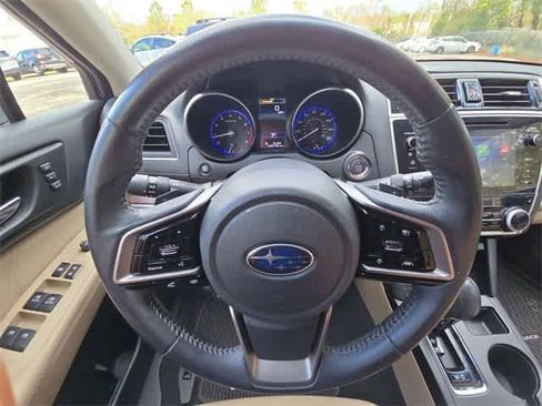 Used 2018 Subaru Outback 3.6R Limited image 22
