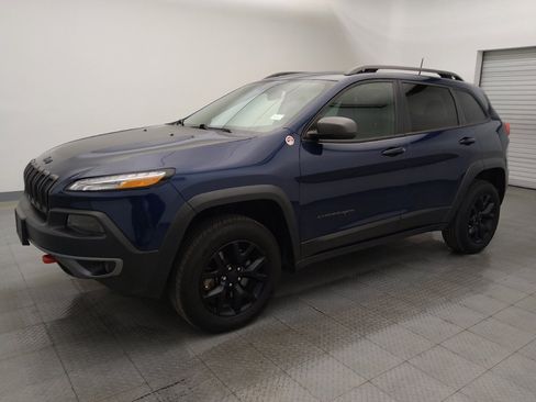 Used 2018 Jeep Cherokee Trailhawk w/ Cold Weather Group image 2