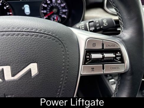 Certified 2022 Kia Telluride SX w/ Nightfall Edition Package image 20