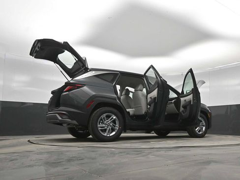 New 2026 Hyundai Tucson SE FWD image 44
