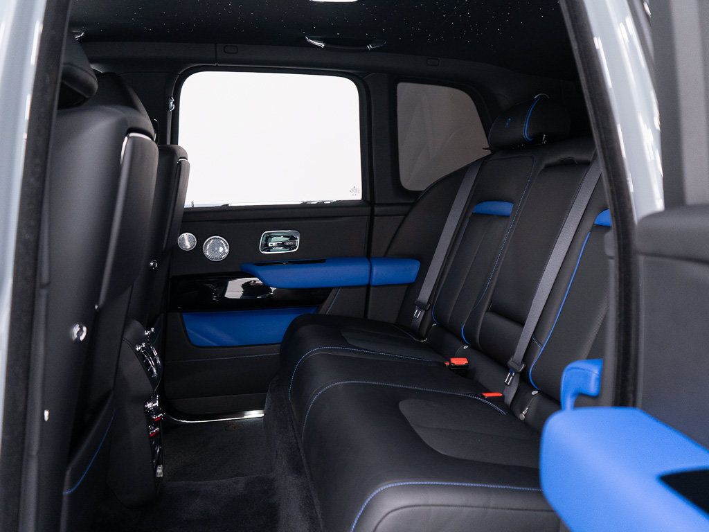 Certified 2022 Rolls-Royce Cullinan w/ Technology Package AWD/4WD image 25