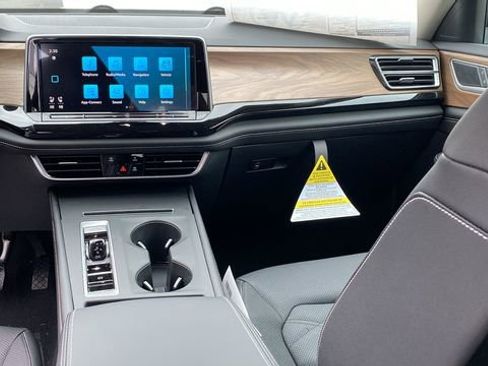 New 2026 Volkswagen Atlas SE AWD/4WD image 10