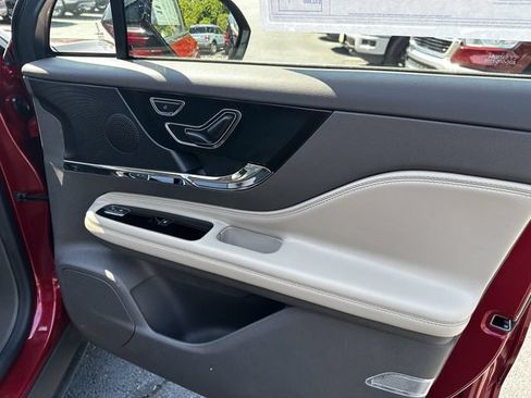 Certified 2023 Lincoln Corsair AWD w/ Equipment Group 101A image 36