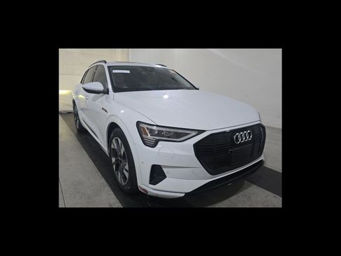 Used 2021 Audi e-tron Premium w/ Convenience Plus Package AWD/4WD image 1