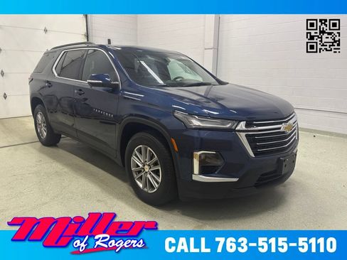 Used 2023 Chevrolet Traverse LT AWD/4WD image 1