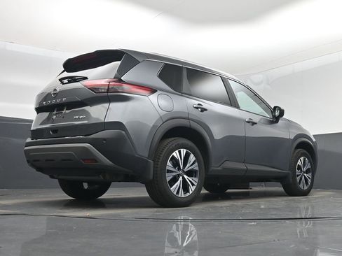 Used 2023 Nissan Rogue SV w/ SV Premium B Package image 45
