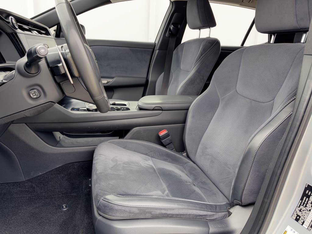 Used 2023 Lexus RZ 450e Premium w/ Cold Area Package AWD/4WD image 5
