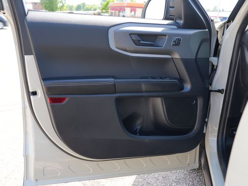 Used 2025 Ford Bronco Sport Outer Banks AWD/4WD image 16