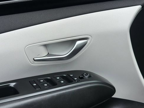 Used 2024 Hyundai Tucson SEL w/ Convenience Package FWD image 12