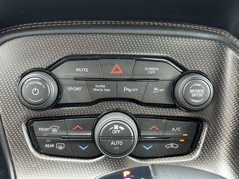 Certified 2020 Dodge Challenger R/T image 19