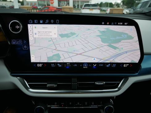 New 2026 Chevrolet Equinox EV LT w/ Convenience Package II FWD image 7