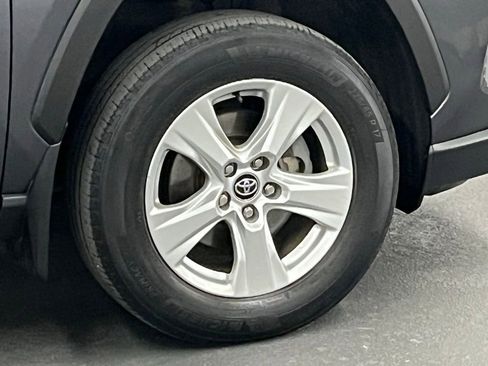 Used 2020 Toyota RAV4 XLE image 35