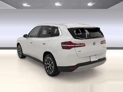 New 2026 BMW X3 xDrive30i w/ Premium Package AWD/4WD image 3
