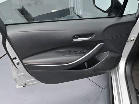 Used 2023 Toyota Corolla SE FWD image 9