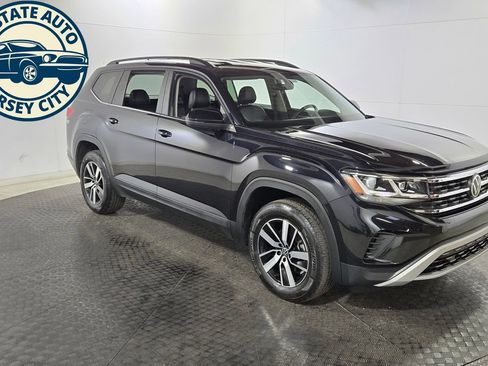 Used 2023 Volkswagen Atlas SE AWD/4WD image 9