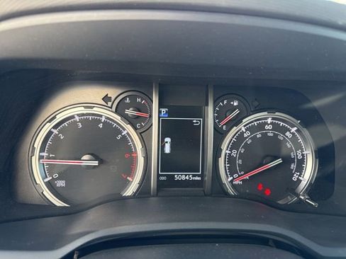 Used 2023 Toyota 4Runner Limited image 13