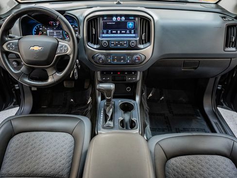 Used 2018 Chevrolet Colorado Z71 image 22