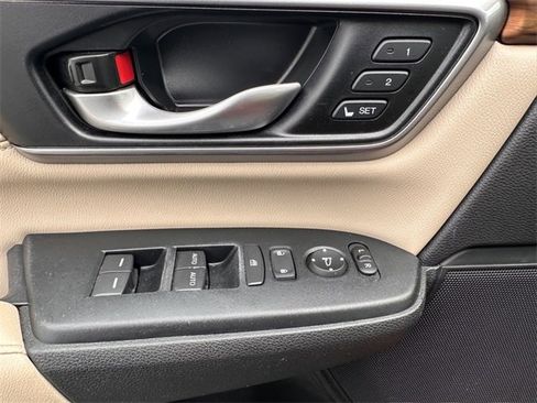 Used 2018 Honda CR-V EX-L image 15