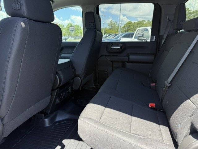 New 2026 GMC Sierra 2500 Pro w/ Convenience Package RWD image 9