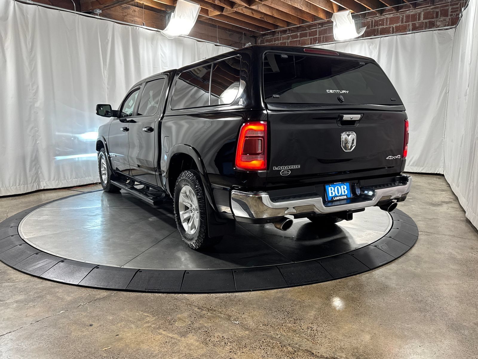 Used 2021 RAM 1500 Laramie AWD/4WD image 7