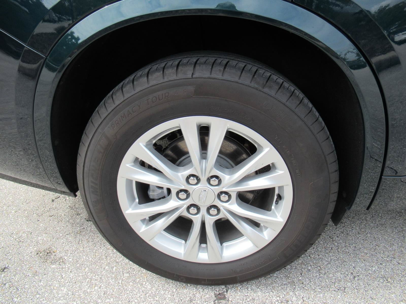 Used 2025 Cadillac XT6 Luxury FWD image 9