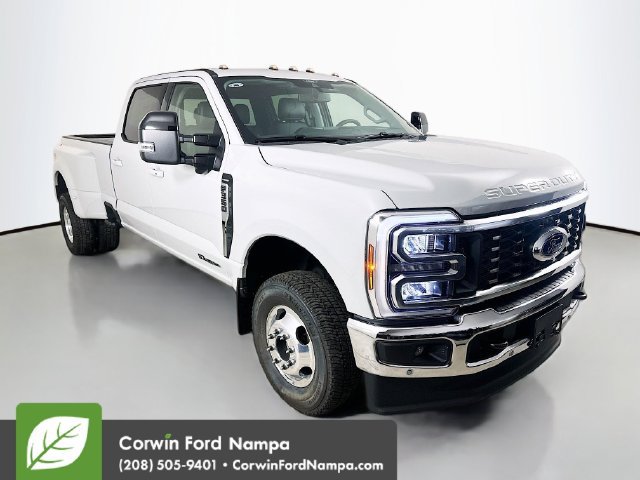 New 2026 Ford F350 Lariat w/ Lariat Ultimate Package AWD/4WD 360° Tour