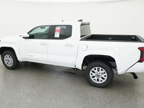 New 2026 Toyota Tacoma SR5 image 11