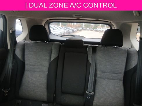 Certified 2023 Nissan Rogue SV image 19