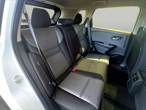 Used 2023 Nissan Rogue SV AWD/4WD image 20