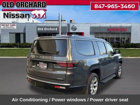 Used 2022 Jeep Wagoneer Series I w/ Premium Group I AWD/4WD image 7