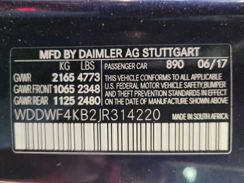 Used 2018 Mercedes-Benz C 300 4MATIC Sedan w/ Premium Package image 33